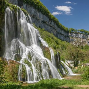 Tourisme Baume-les-Messieurs Jura : Cascade de Baume-les-Messieurs