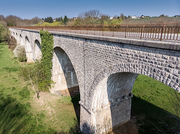 Tourisme Lons-le-Saunier Jura : viaduc de Courlans