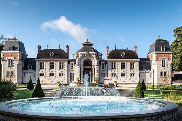 Tourisme Lons-le-Saunier Jura : thermes de Lons-le-Saunier