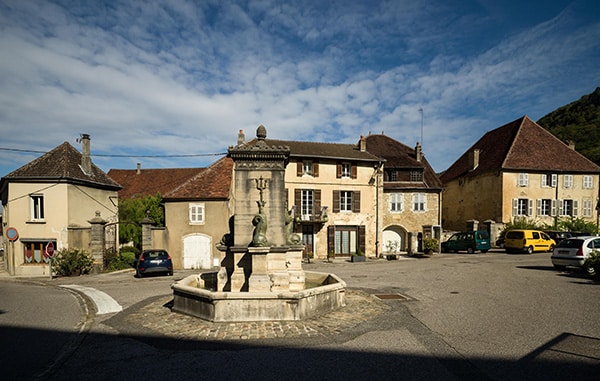 Tourisme Lons-le-Saunier Jura : fontaine de Perrigny
