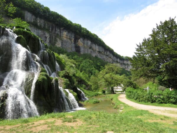 Tourisme Baume-les-Messieurs Jura : Cascade de Baume-les-Messieurs, cascade de Tufs